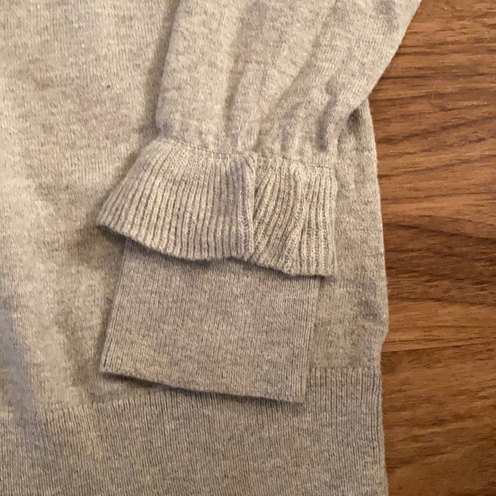 Sweater - Picture 2 of 4